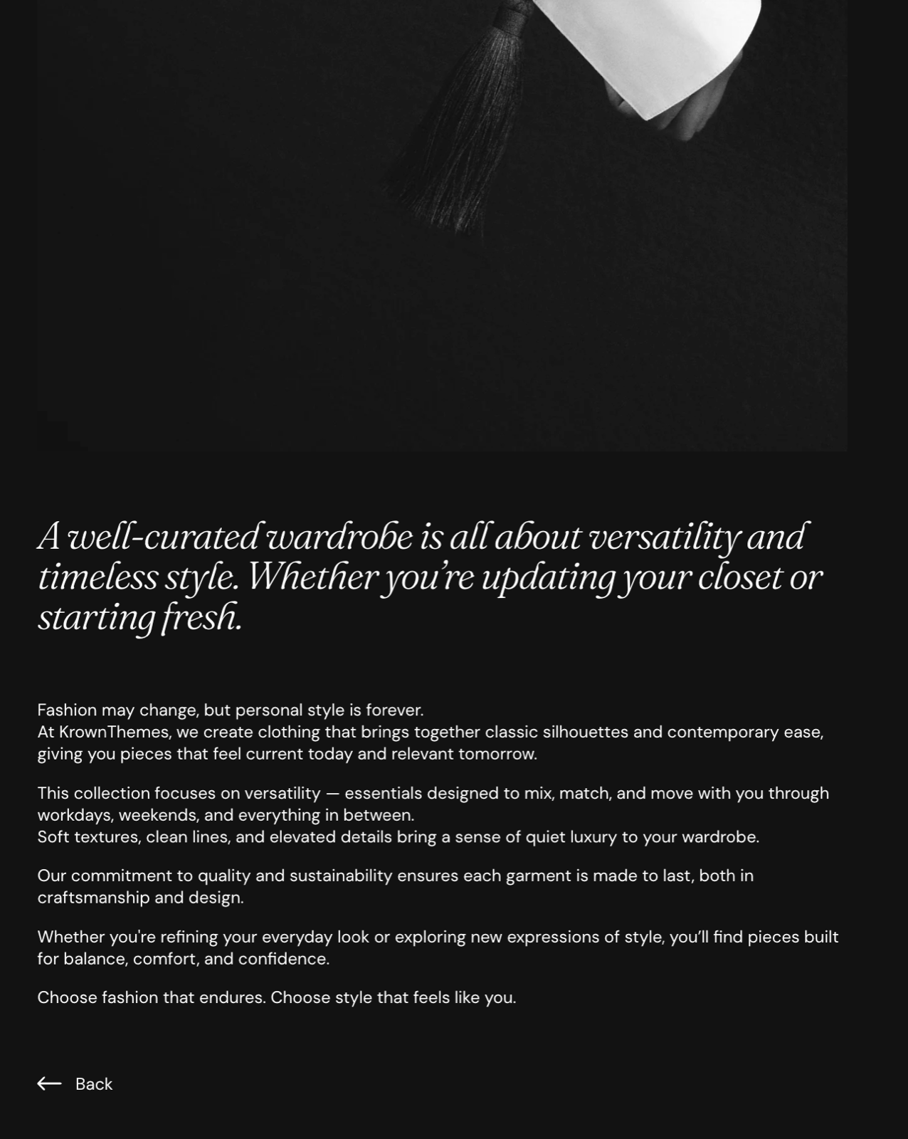 Storefront article body on a dark background: an accent italic intro paragraph followed by several body paragraphs built from Text blocks, then Back and Share links.
